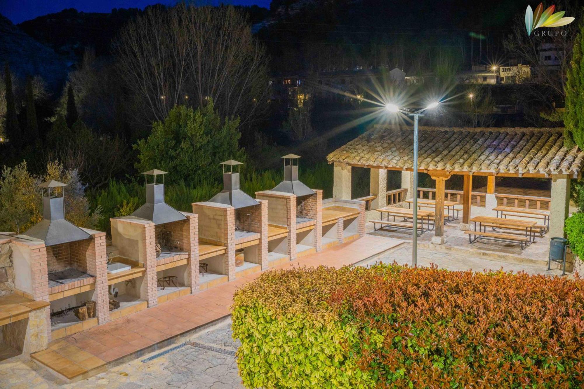 Apartamentos Turísticos Los Olivos Alcala del Jucar Exterior foto